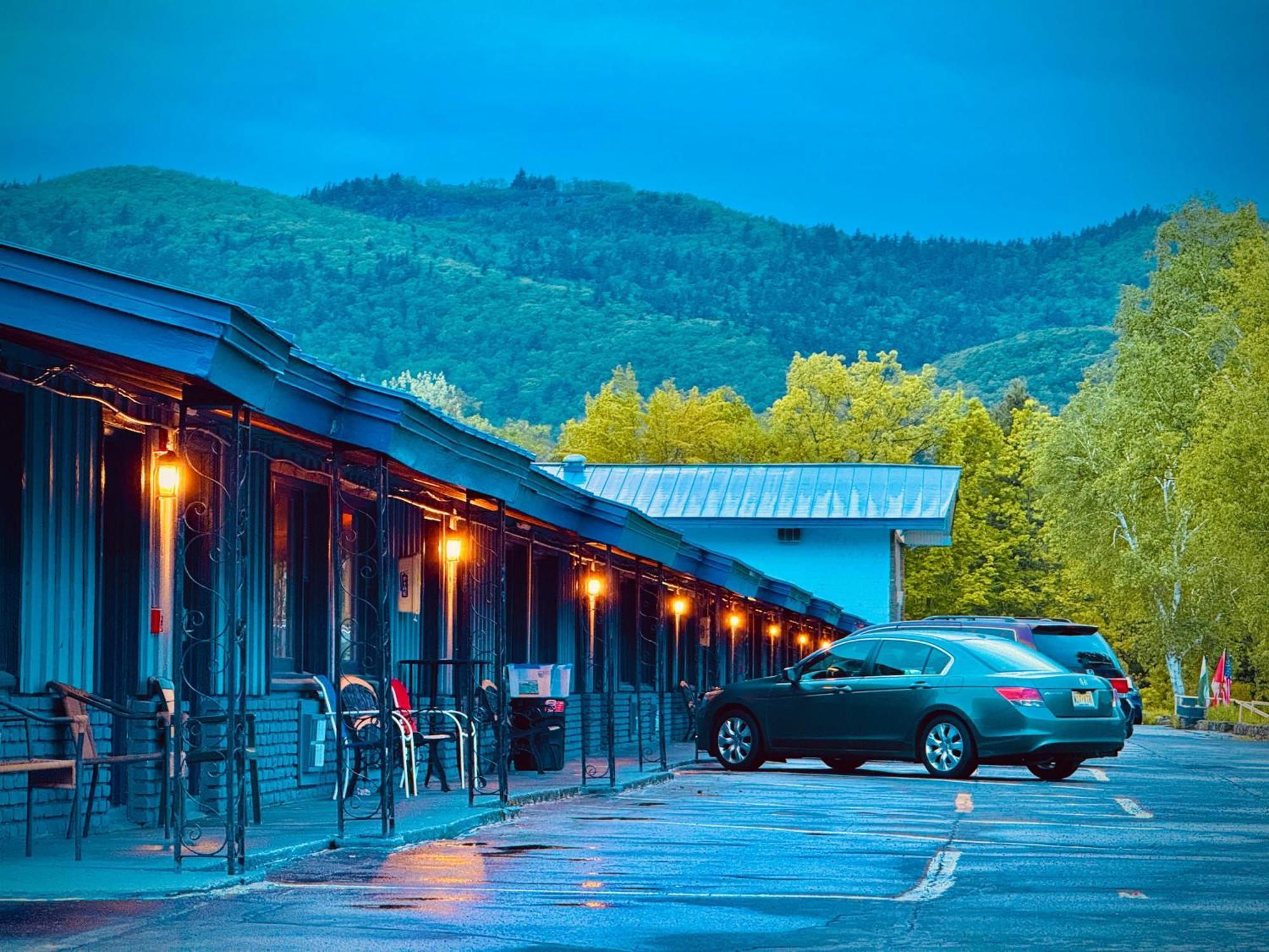 Travelodge By Wyndham Lake George Ny Exteriér fotografie